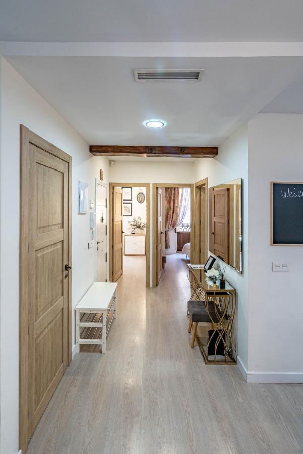 Central Luxury Flat With Free Parking Apartment Валенсия Екстериор снимка