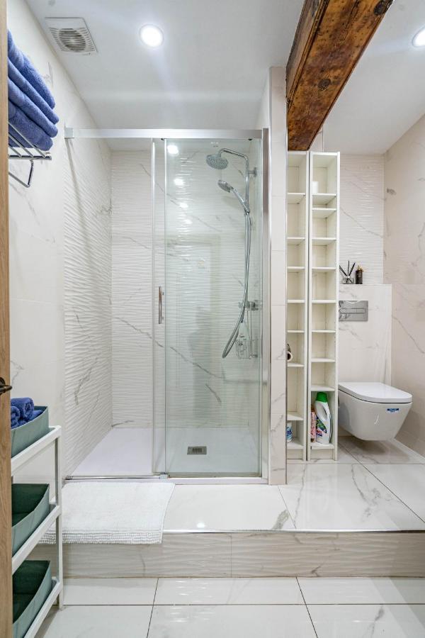 Central Luxury Flat With Free Parking Apartment Валенсия Екстериор снимка