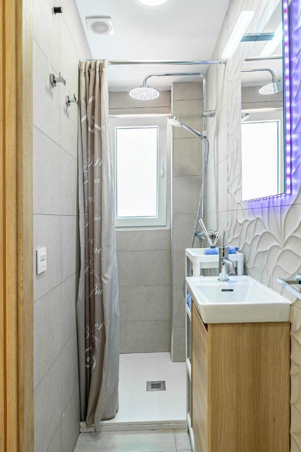 Central Luxury Flat With Free Parking Apartment Валенсия Екстериор снимка