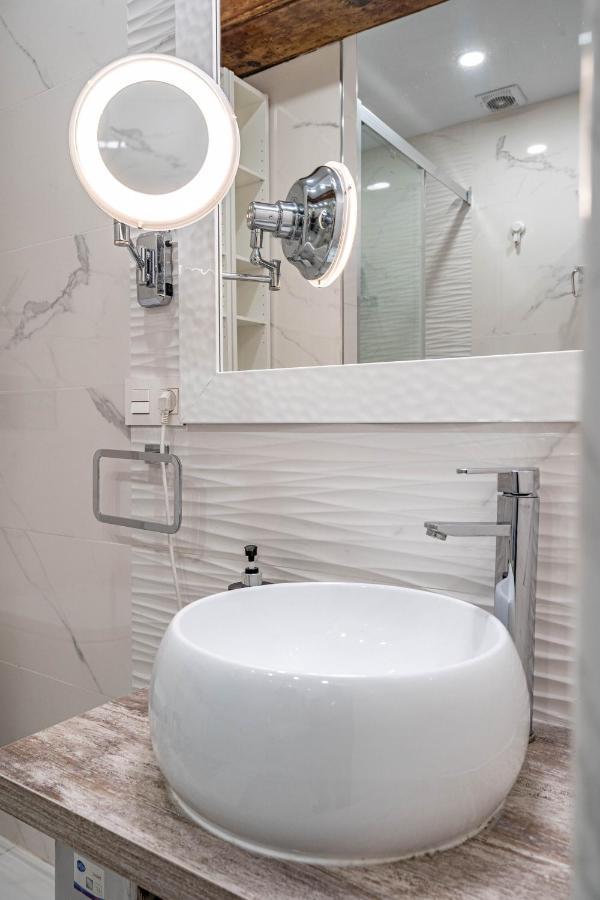 Central Luxury Flat With Free Parking Apartment Валенсия Екстериор снимка